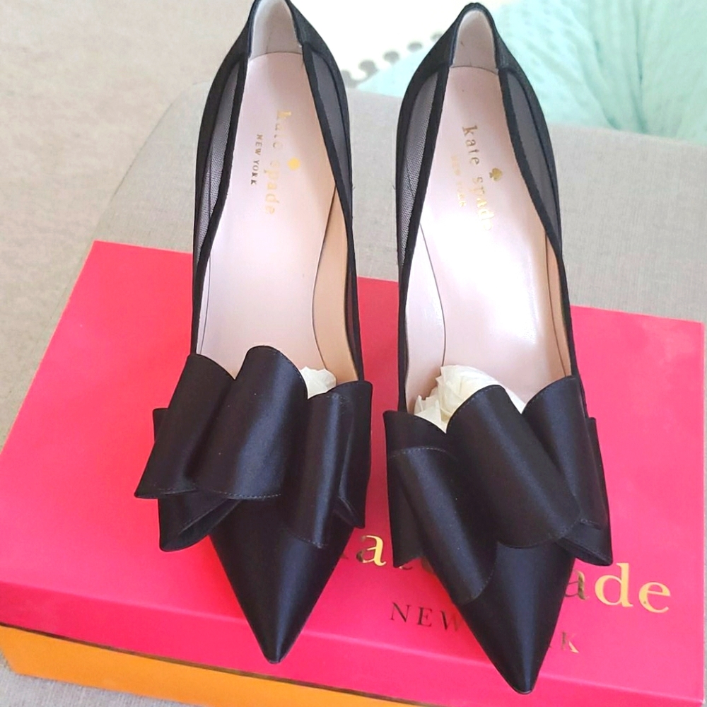 Kate spade lovely black satin pumps